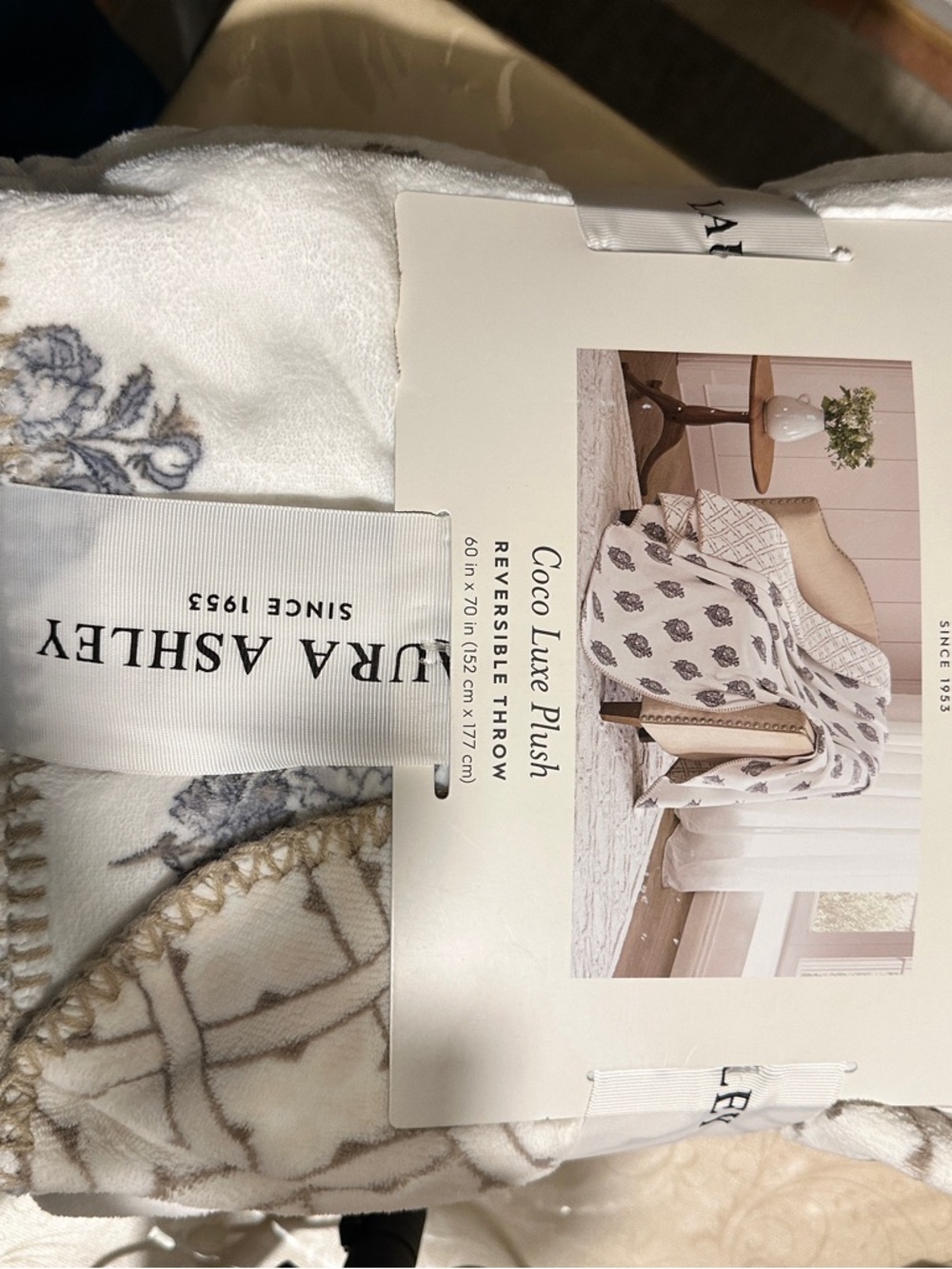 Laura Ashley Cream and Gray Floral & Lattice Plush Throw - Picture 2 of 2